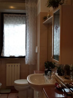 appartamento-pero-bagno-prima-della-ristrutturazione